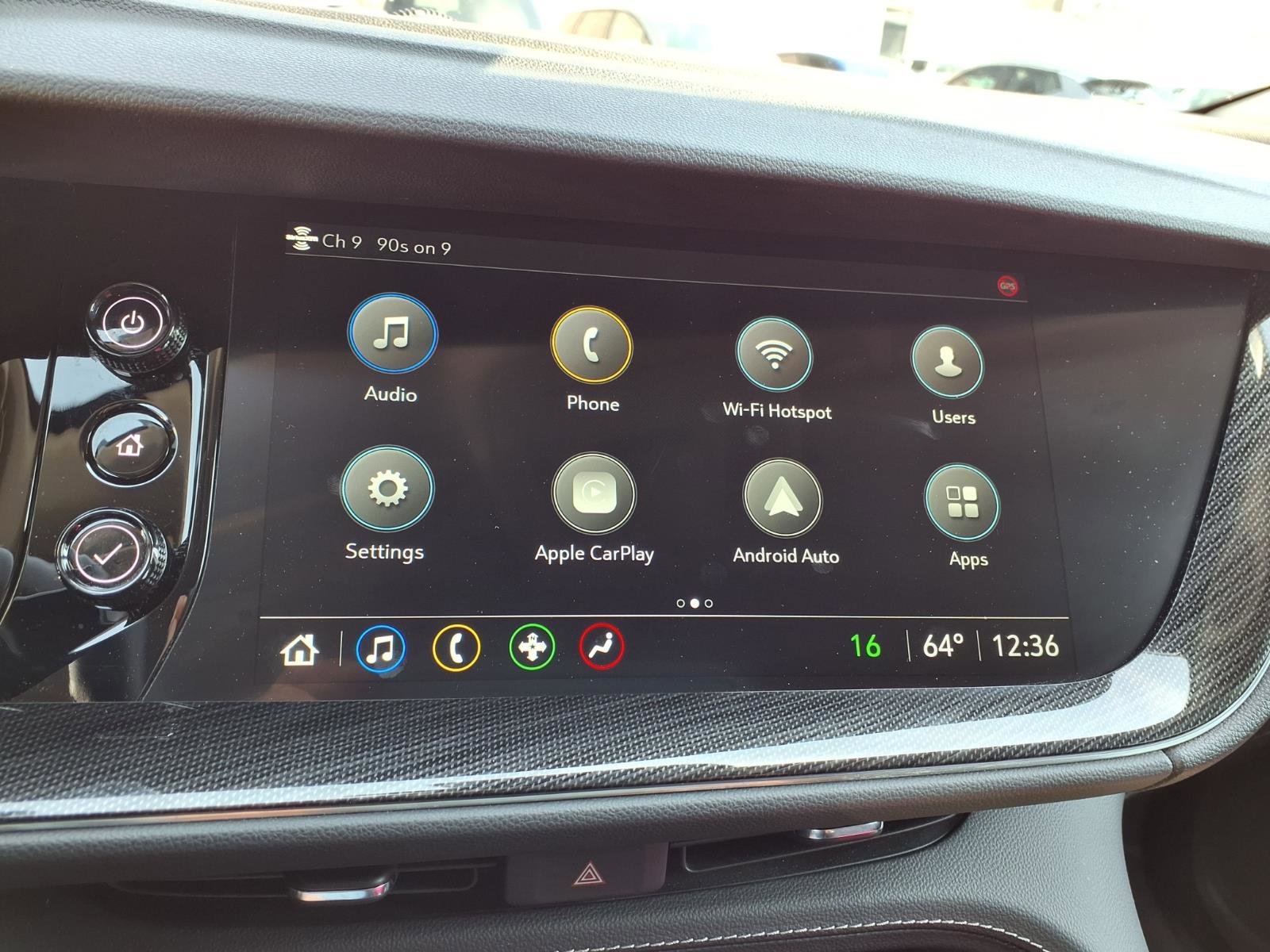 Used 2023 Buick Envision Essence image 4