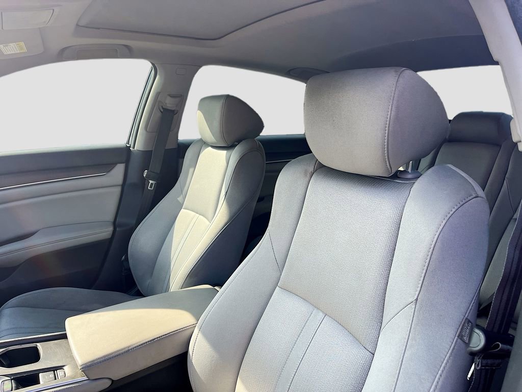 Used 2019 Honda Accord EX image 19