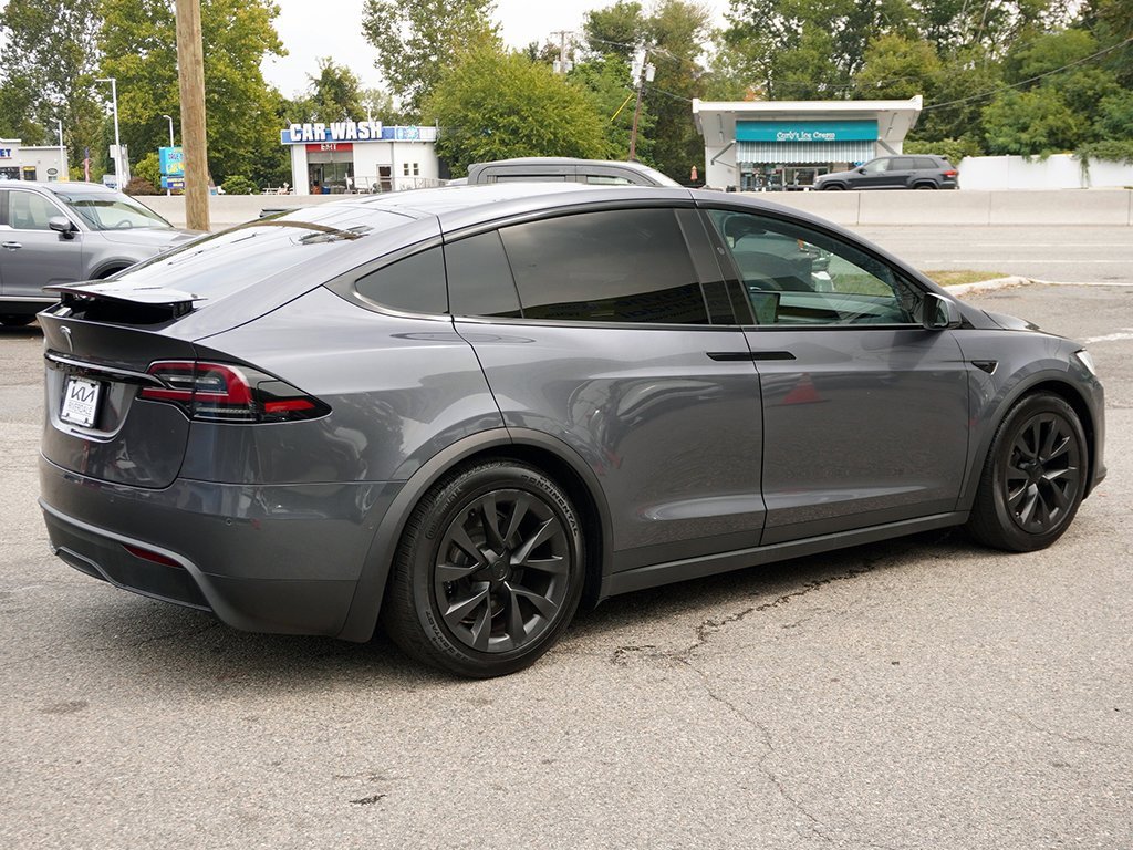 Used 2022 Tesla Model X image 13