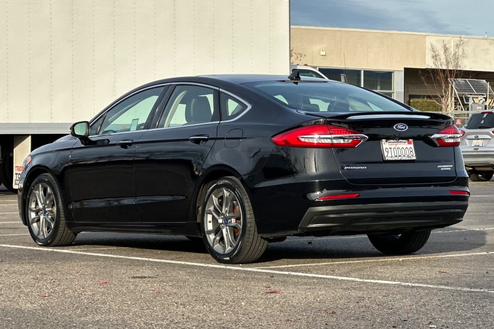 Used 2020 Ford Fusion Titanium image 6