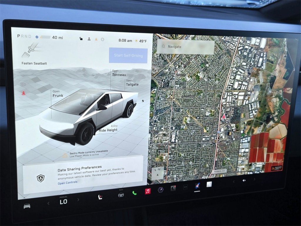 Used 2025 Tesla Cybertruck AWD Crew Cab image 25