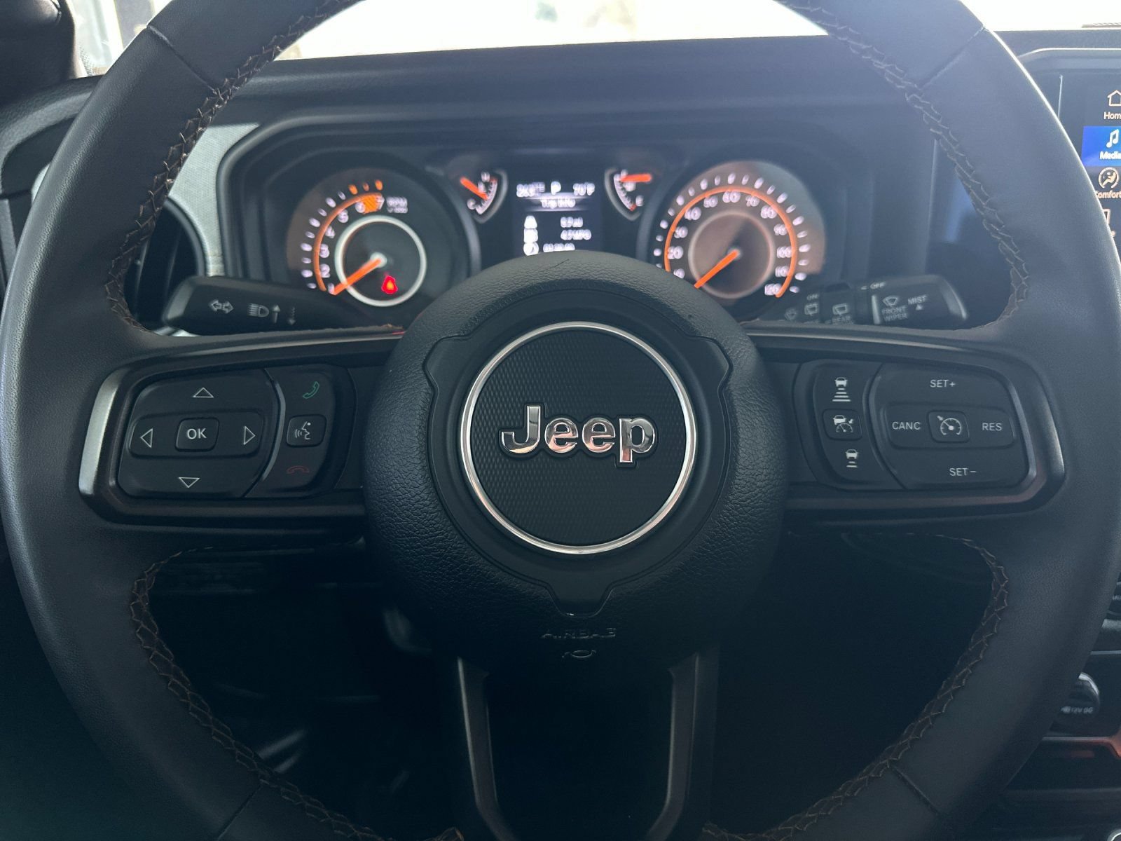Used 2024 Jeep Wrangler Unlimited Sport AWD/4WD image 21