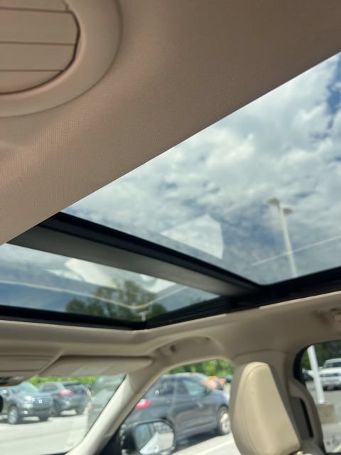 Used 2020 Ford Explorer Platinum AWD/4WD image 14