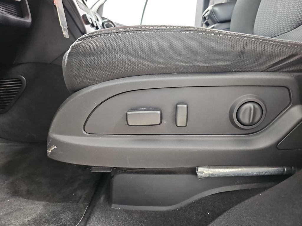 Used 2014 Chevrolet Traverse LT w/ All-Star Edition image 36