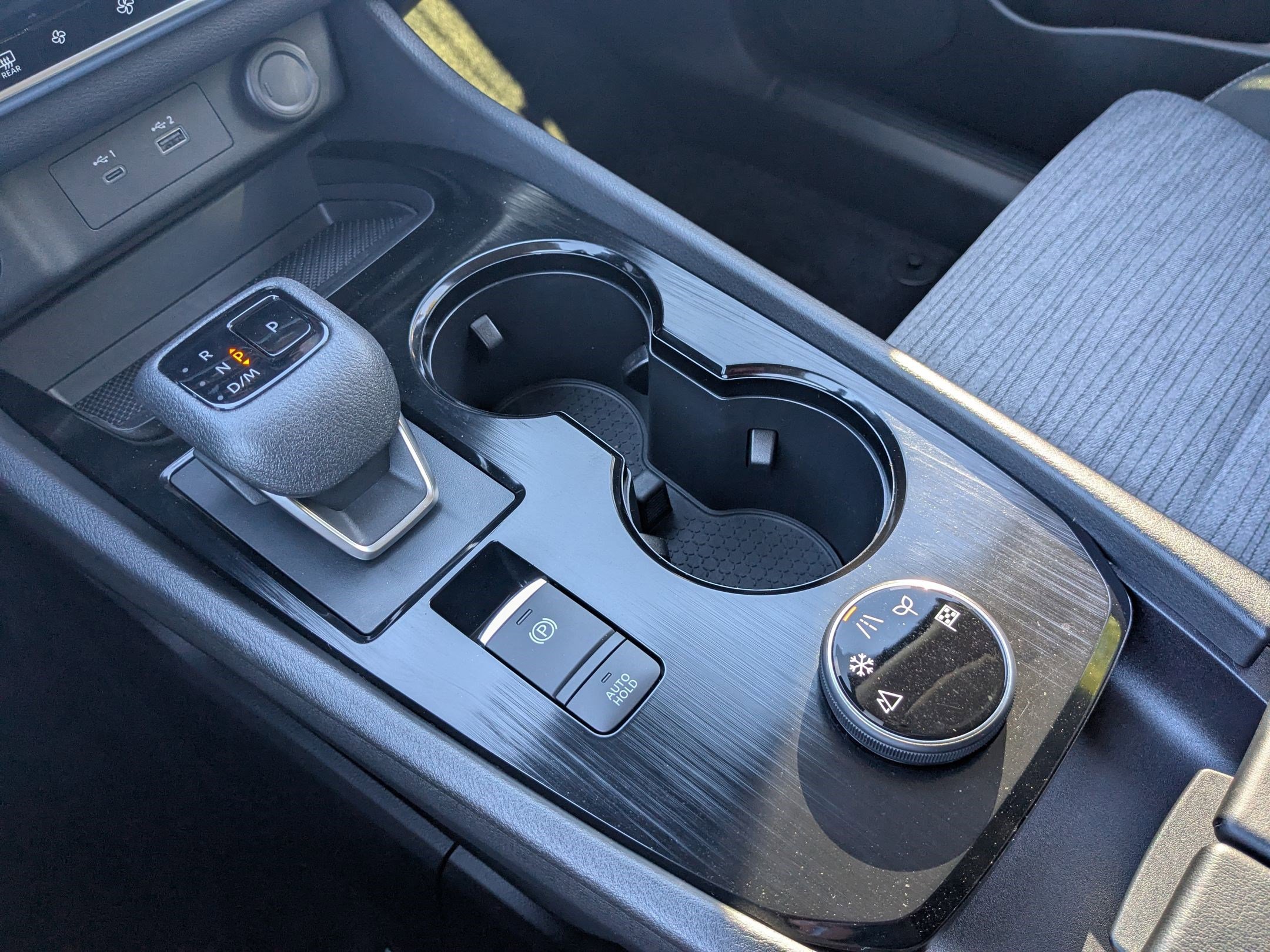 Used 2023 Nissan Rogue SV image 25