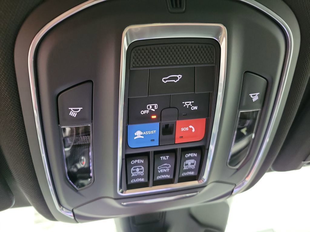 New 2025 Jeep Grand Cherokee L Limited w/ Black Appearance Package image 24