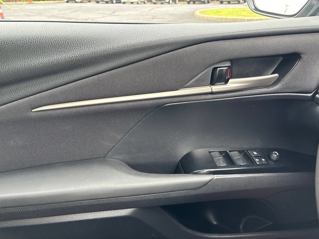 Used 2025 Toyota Camry LE FWD image 24
