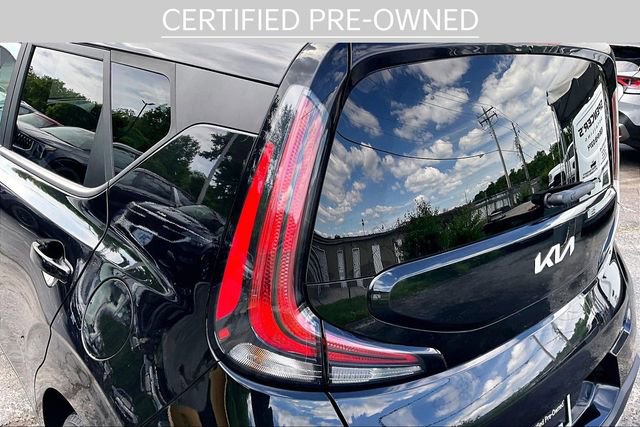 Certified 2023 Kia Soul LX w/ LX Technology Package FWD image 28