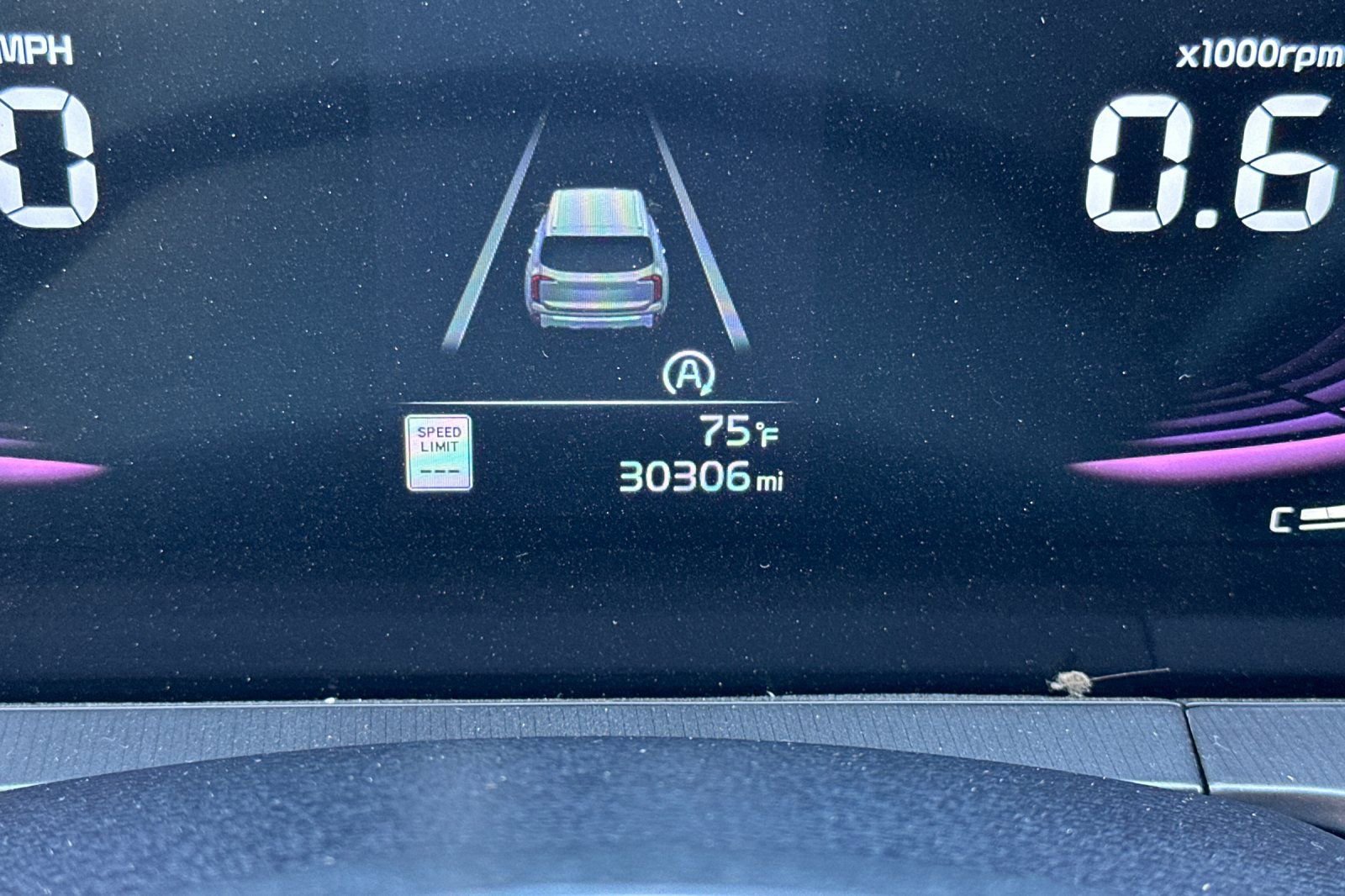 Used 2025 Kia Telluride S image 29