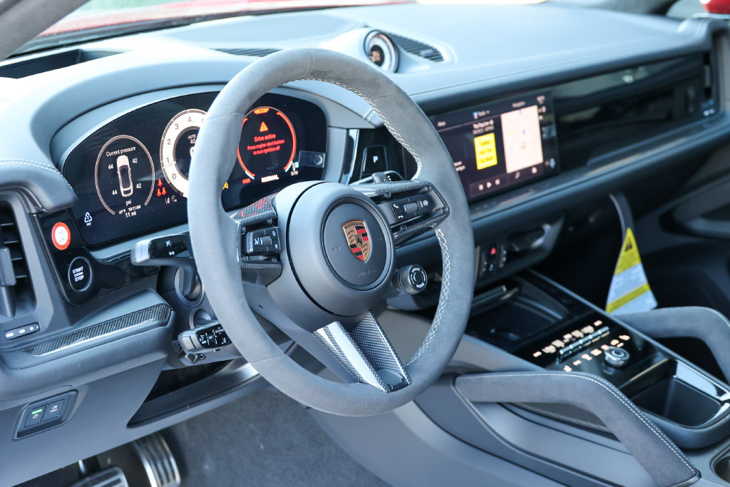 New 2026 Porsche Cayenne GTS AWD/4WD image 34