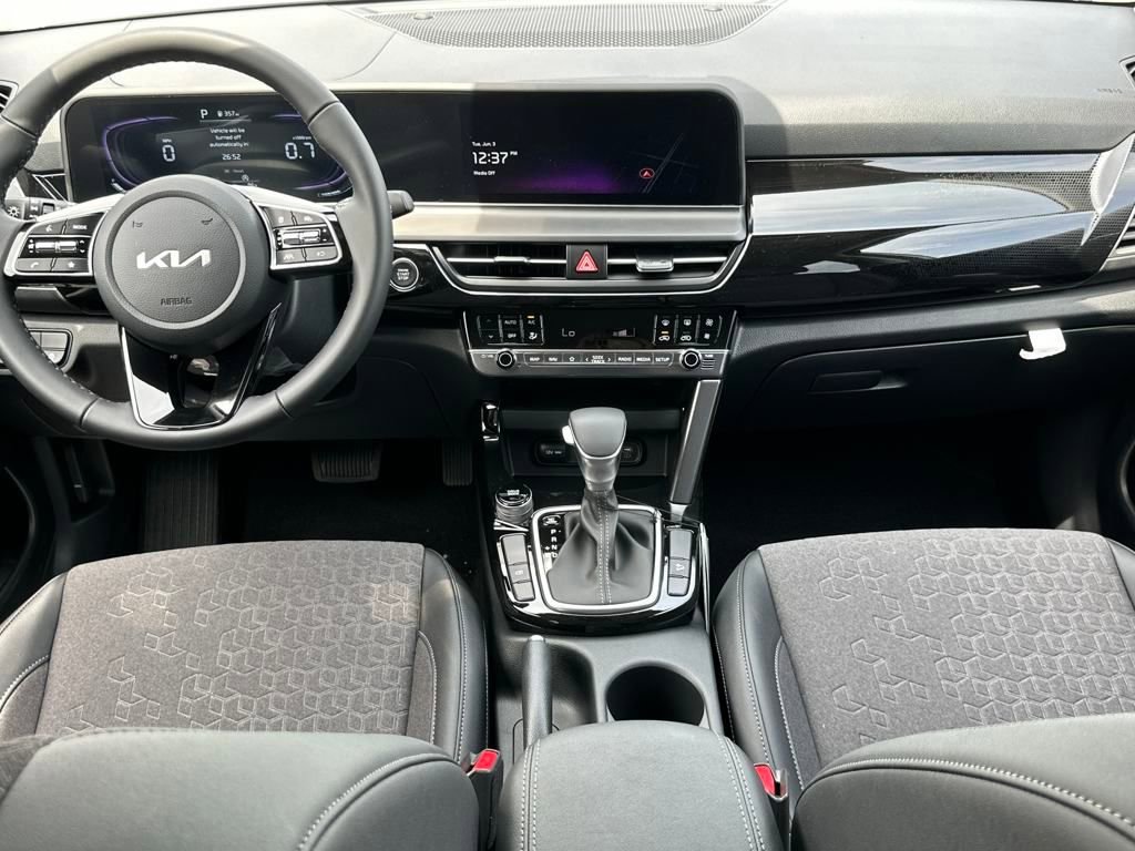 New 2025 Kia Seltos S image 16