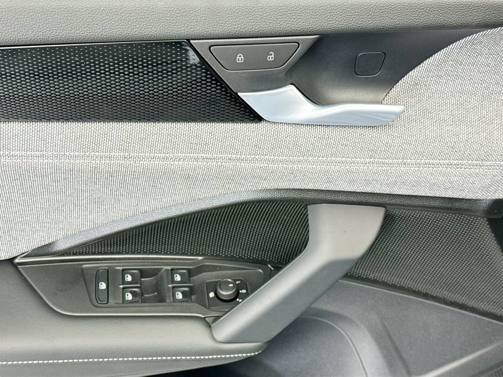 New 2026 Volkswagen Tiguan S FWD image 21