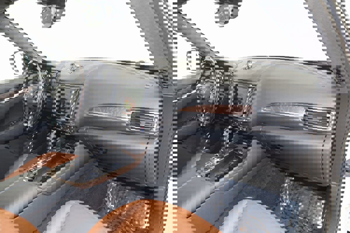 Used 2022 Maserati Levante Modena image 47