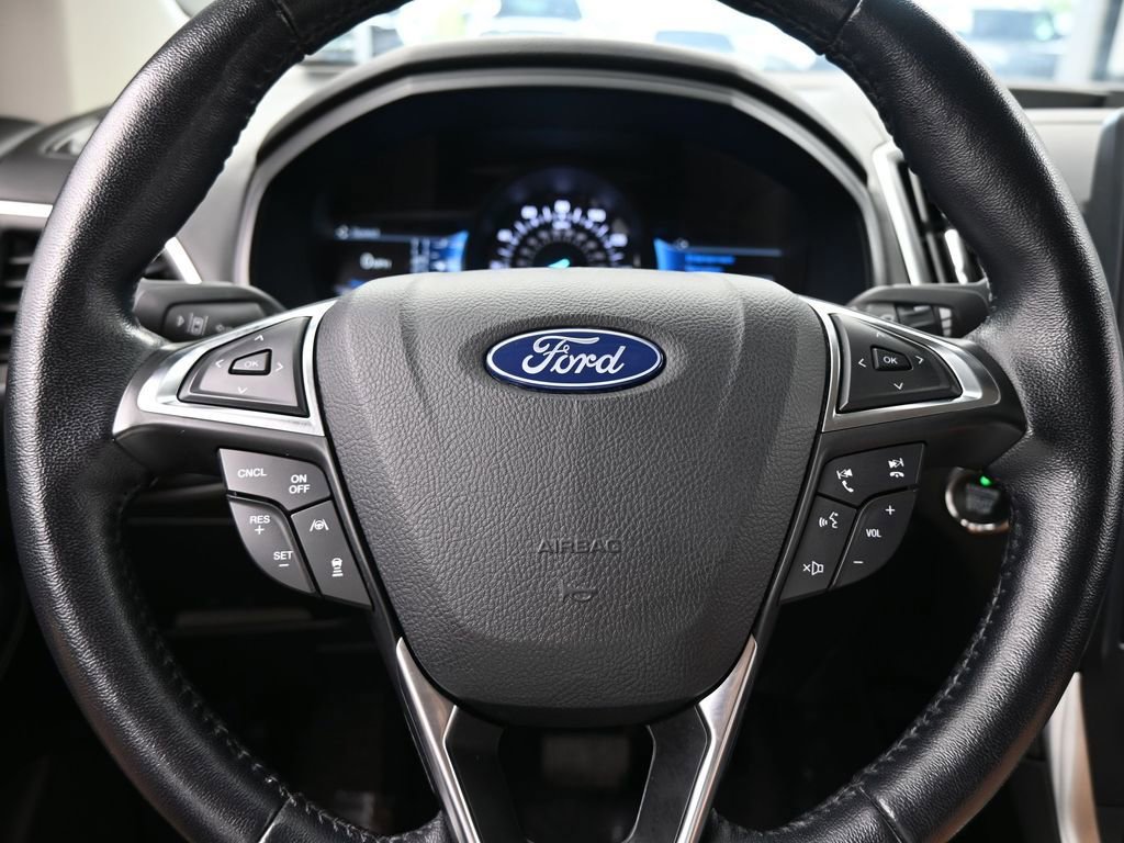 Used 2022 Ford Edge Titanium w/ Equipment Group 301A image 28