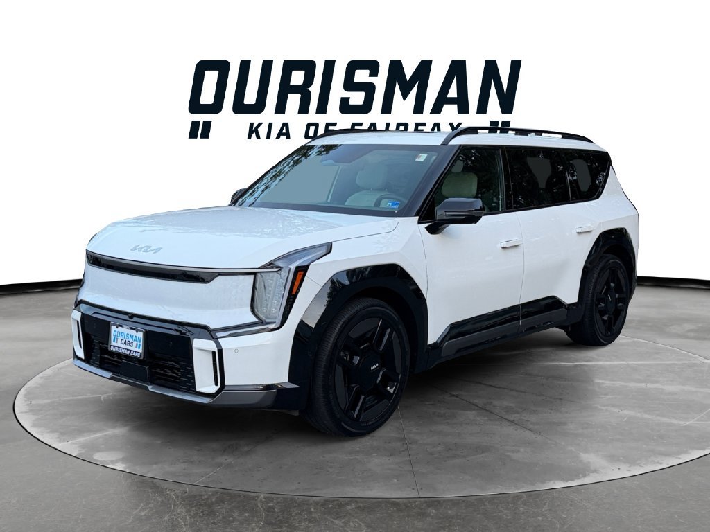 Certified 2024 Kia EV9 GT-Line AWD/4WD image 2