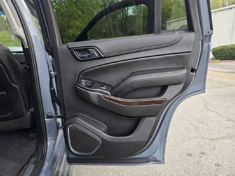 Used 2015 GMC Yukon SLT w/ Open Road Package RWD image 28