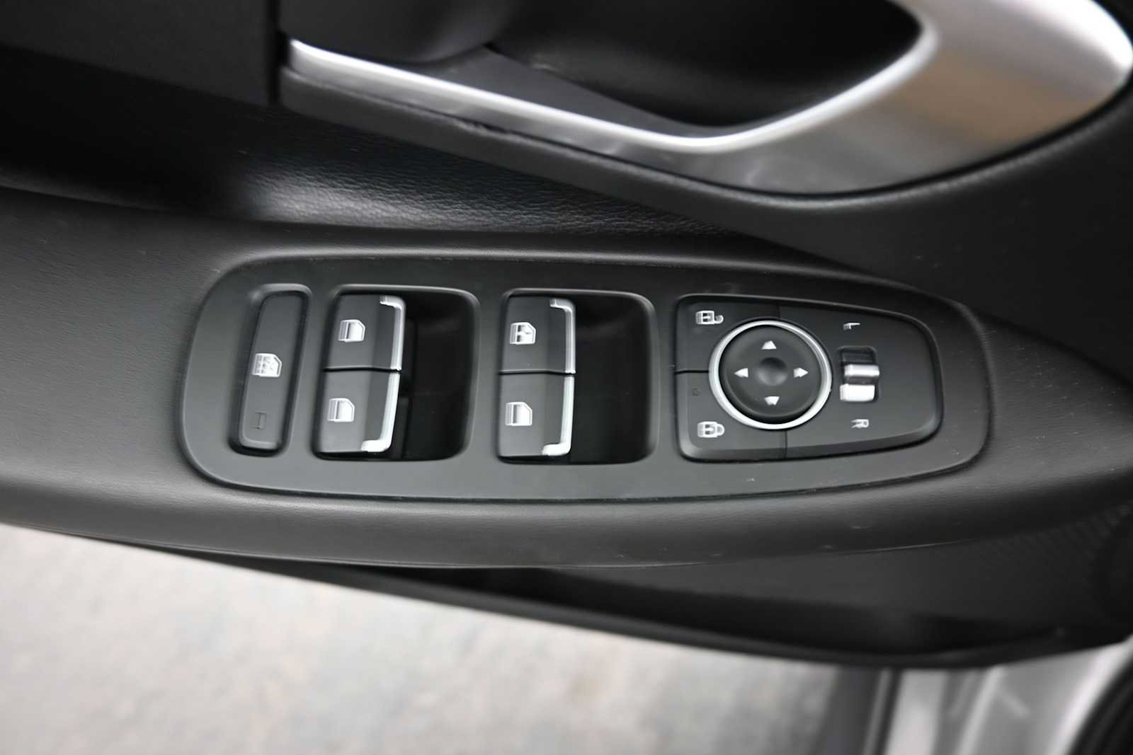 Used 2023 Hyundai Sonata SE FWD image 20
