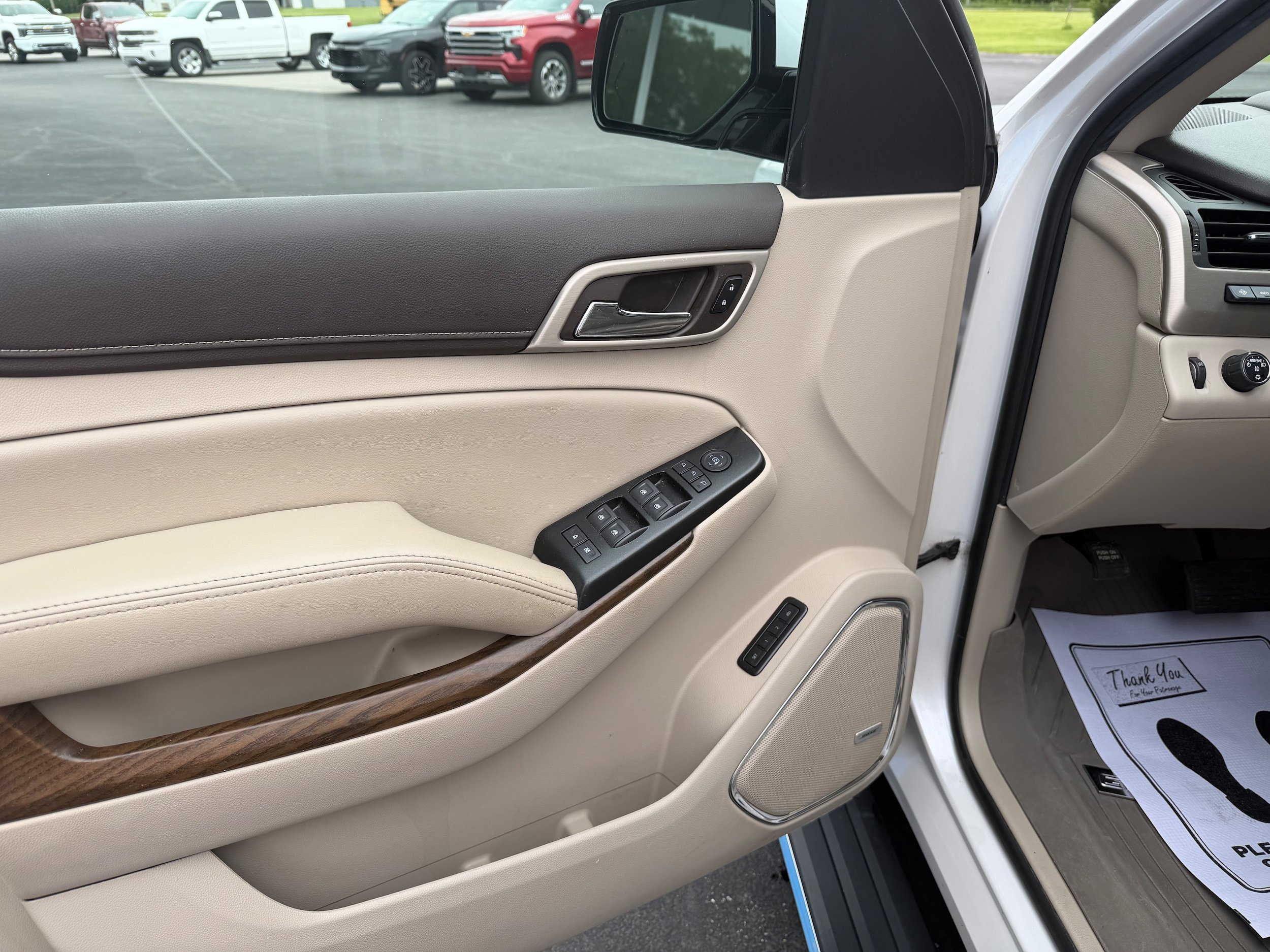 Used 2019 GMC Yukon XL Denali w/ Denali Ultimate Package AWD/4WD image 14