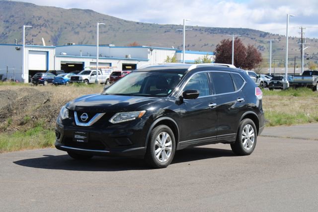 Used 2015 Nissan Rogue SV w/ SV Premium Package image 7