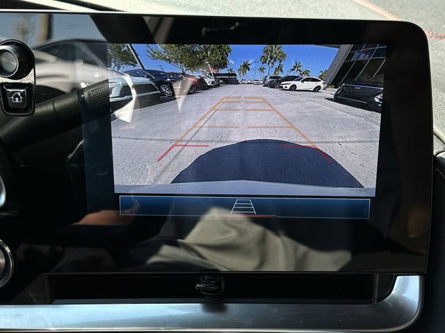 Certified 2024 Chevrolet Corvette Stingray Coupe w/ 1LT image 27