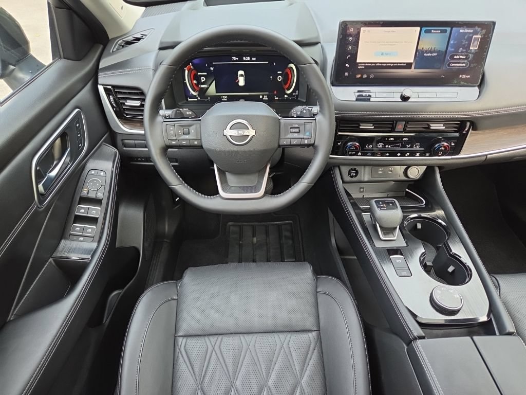 Used 2026 Nissan Rogue Platinum w/ Platinum Premium Package AWD/4WD image 31