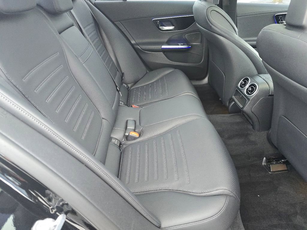 Used 2023 Mercedes-Benz C 300 4MATIC Sedan image 19