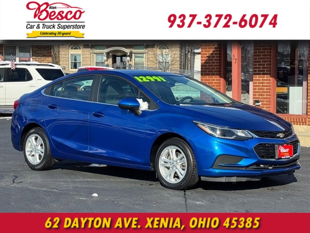 Used 2018 Chevrolet Cruze LT w/ Convenience Package image 1