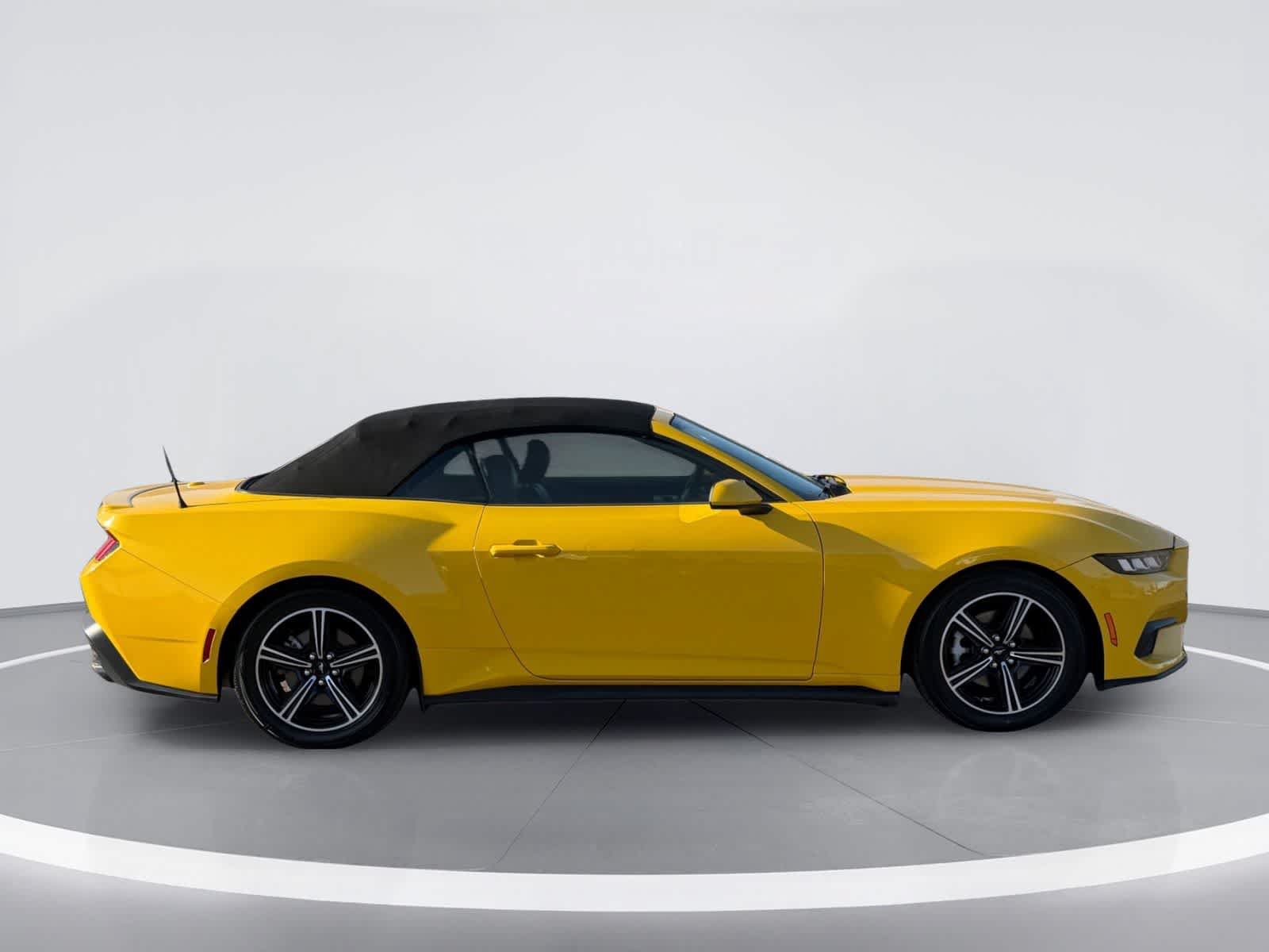 Used 2024 Ford Mustang Premium RWD image 9