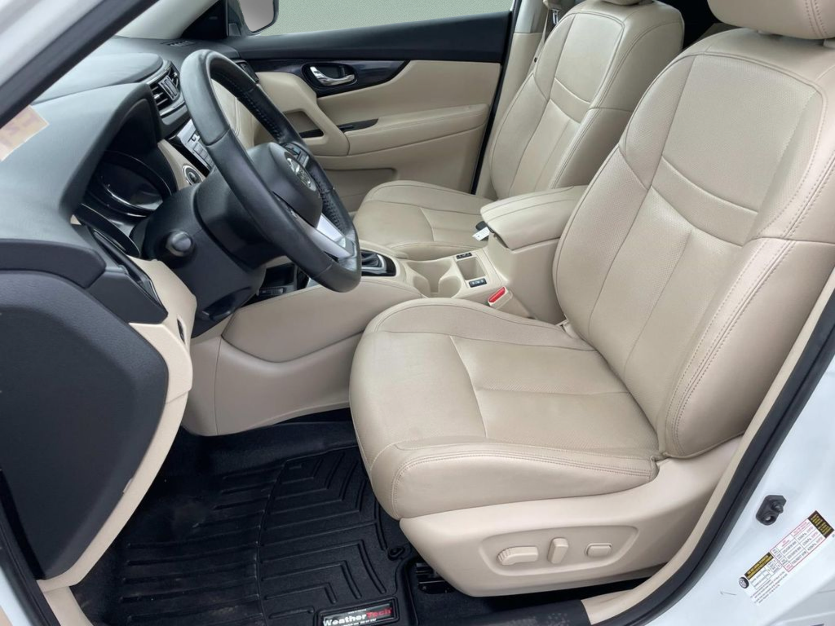 Used 2020 Nissan Rogue SL w/ Premium Package FWD image 24