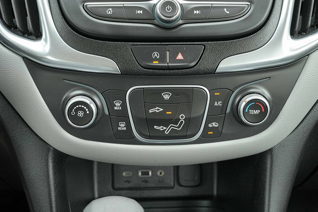 Used 2022 Chevrolet Equinox LS AWD/4WD image 32
