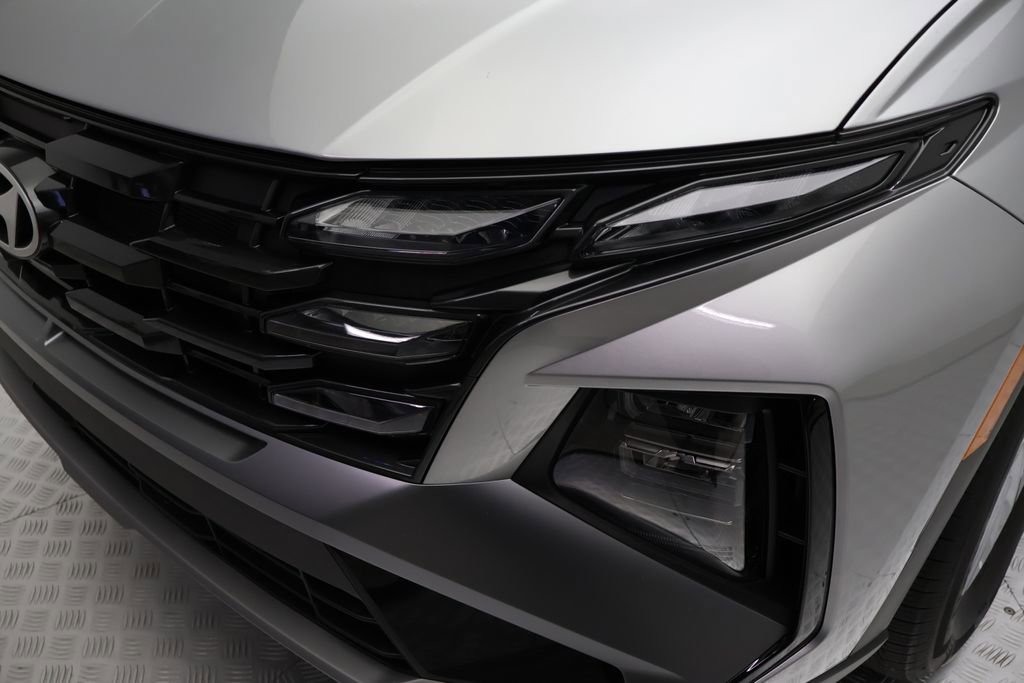 Used 2026 Hyundai Tucson SE image 3
