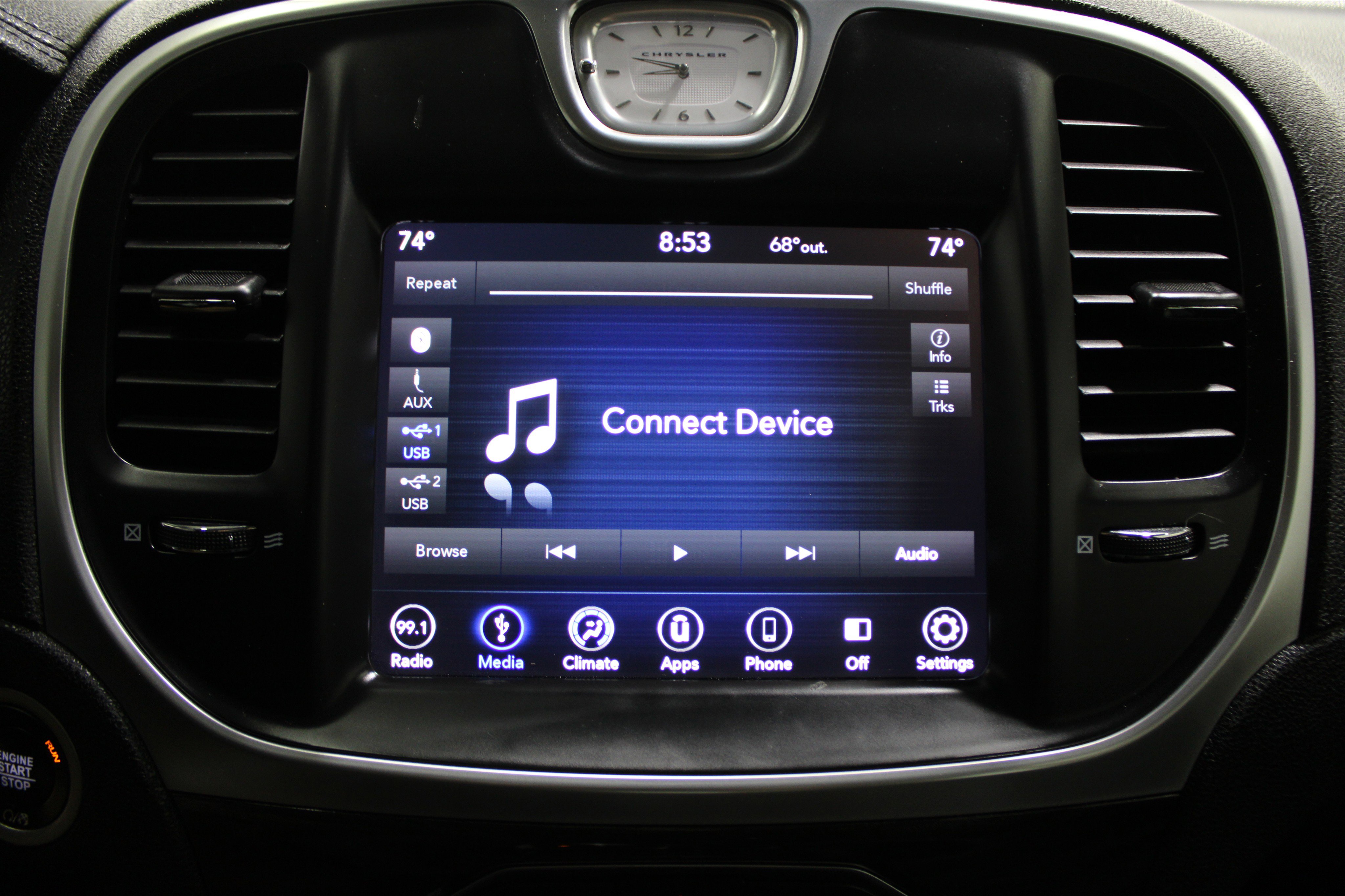 Used 2019 Chrysler 300 Touring w/ Sport Appearance Package image 15