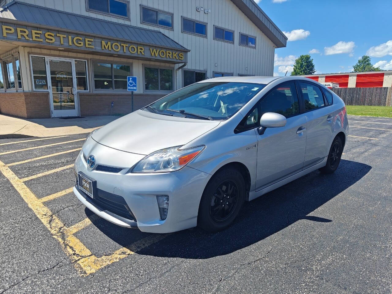 Used 2015 Toyota Prius Two FWD image 1