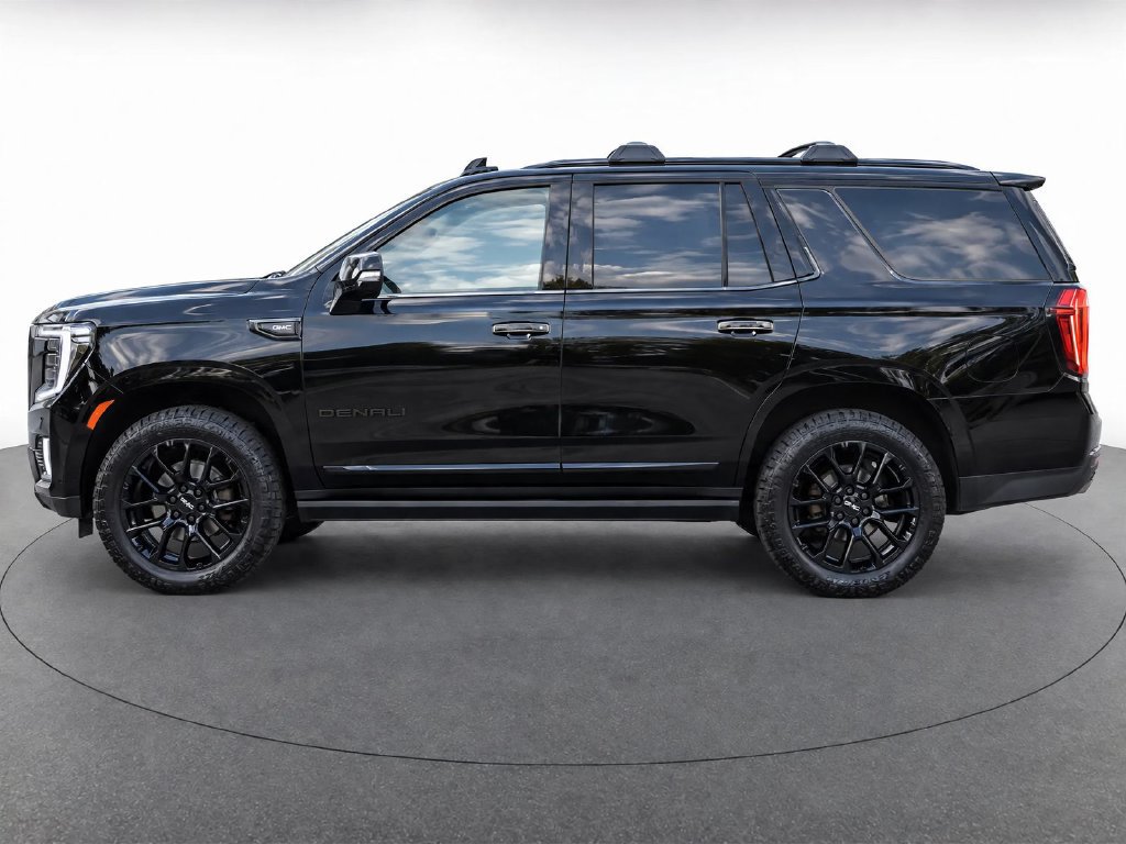 Used 2023 GMC Yukon Denali AWD/4WD image 2