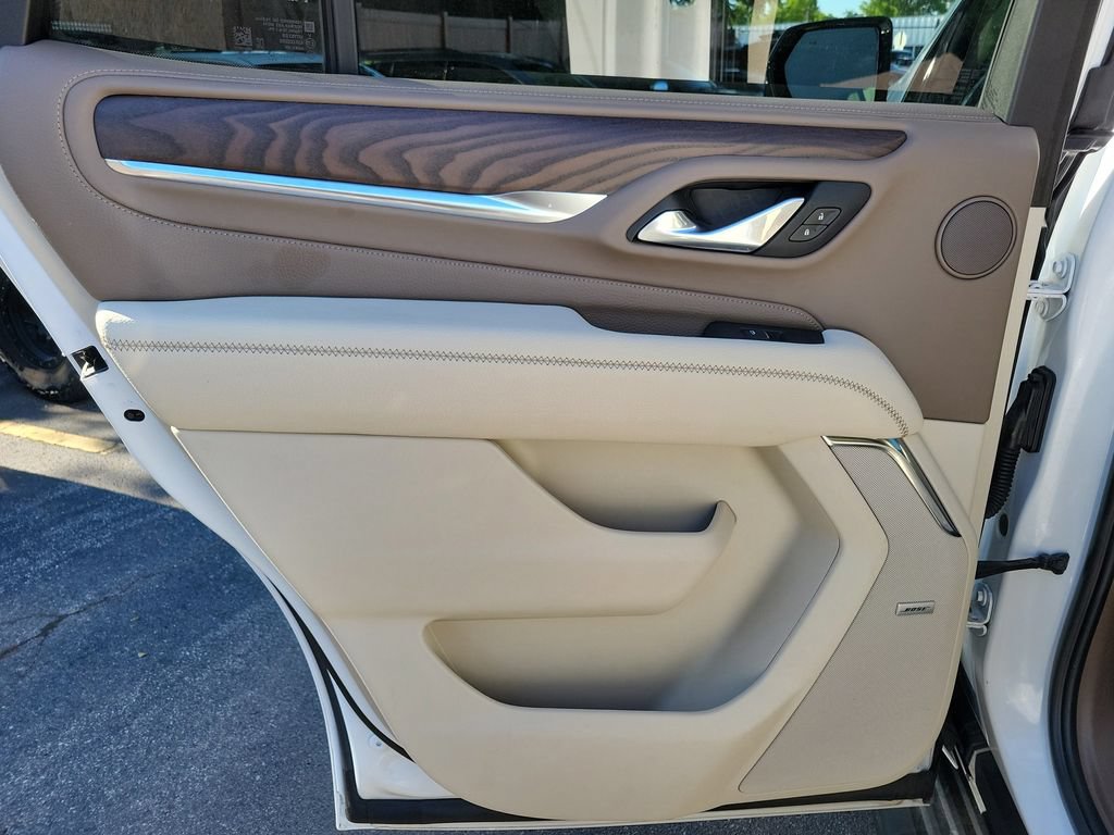 Used 2024 GMC Yukon Denali AWD/4WD image 18