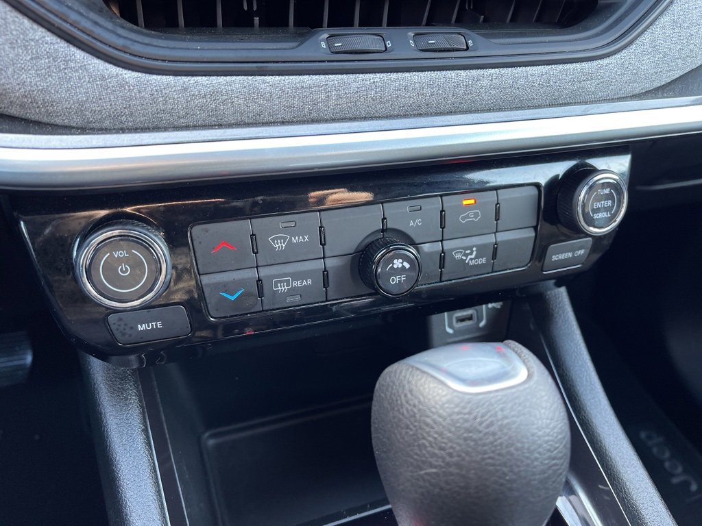 Certified 2024 Jeep Compass Sport image 13