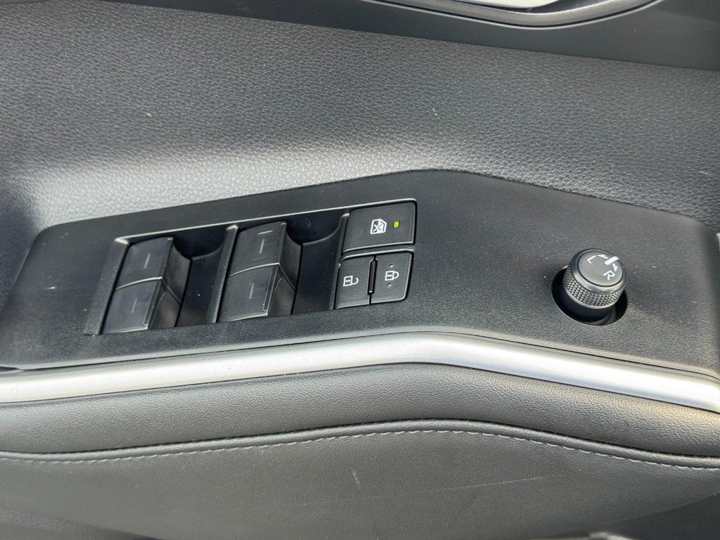 Used 2026 Toyota Highlander XLE AWD/4WD image 23