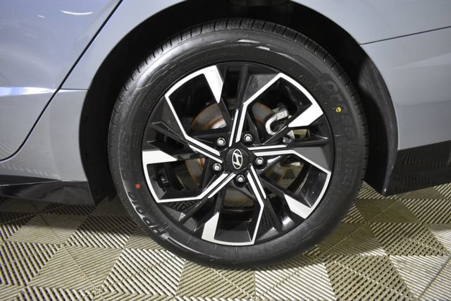 Used 2025 Hyundai Sonata SEL FWD image 39