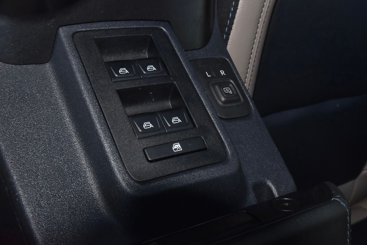 Used 2024 Ford Bronco Wildtrak AWD/4WD image 35