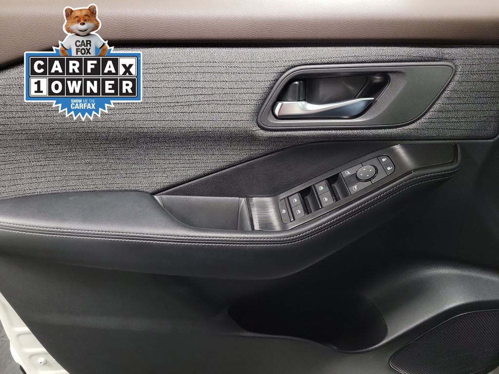 Used 2023 Nissan Rogue SV AWD/4WD image 23
