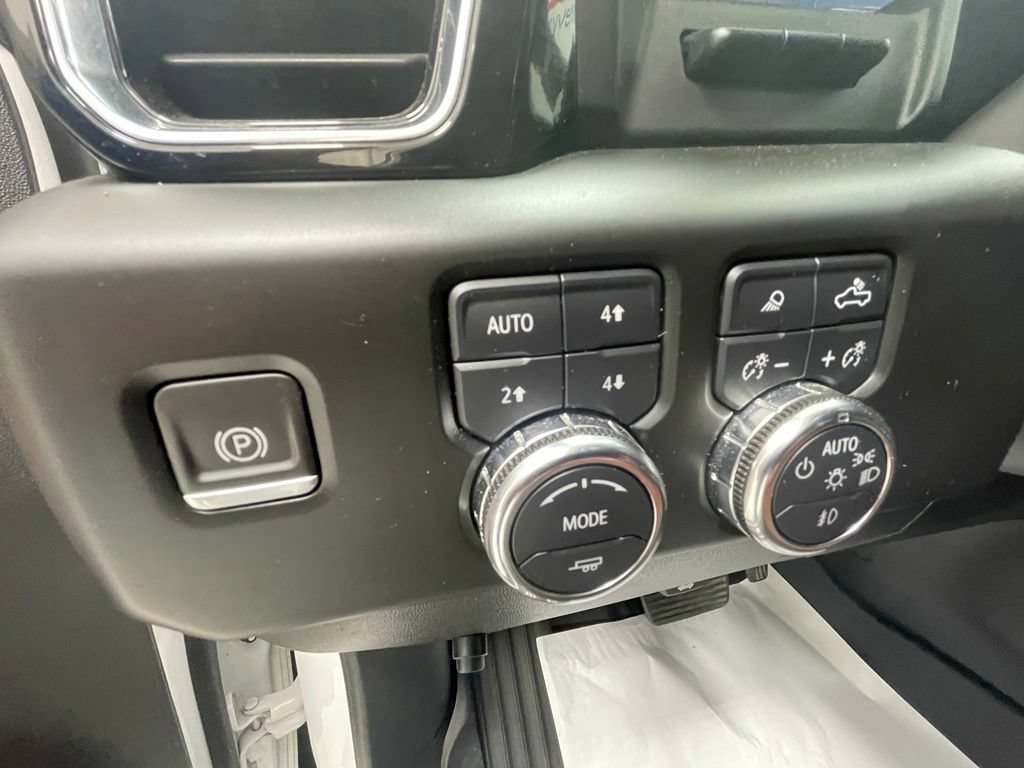 Used 2022 GMC Sierra 1500 Denali Ultimate AWD/4WD image 21