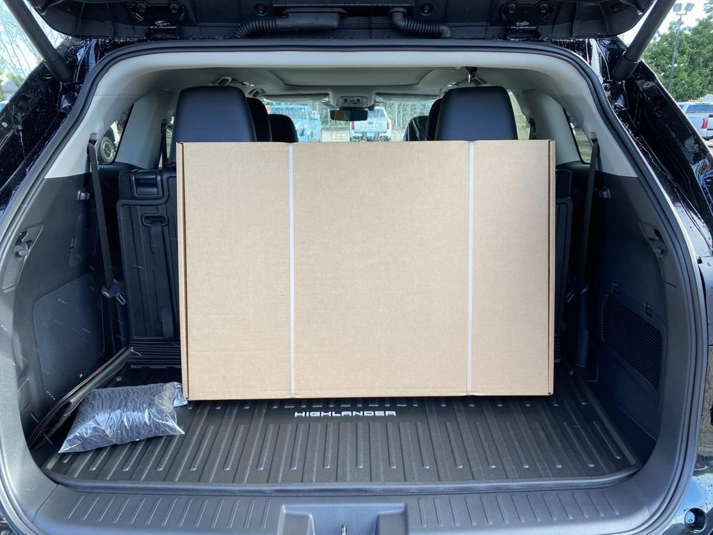New 2026 Toyota Highlander Platinum AWD/4WD image 4
