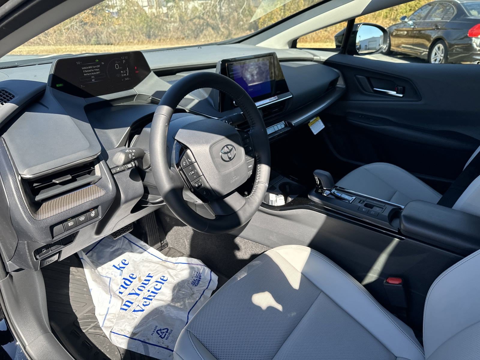 New 2024 Toyota Prius XLE FWD image 15