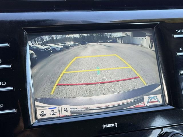 Used 2020 Toyota Camry SE image 17