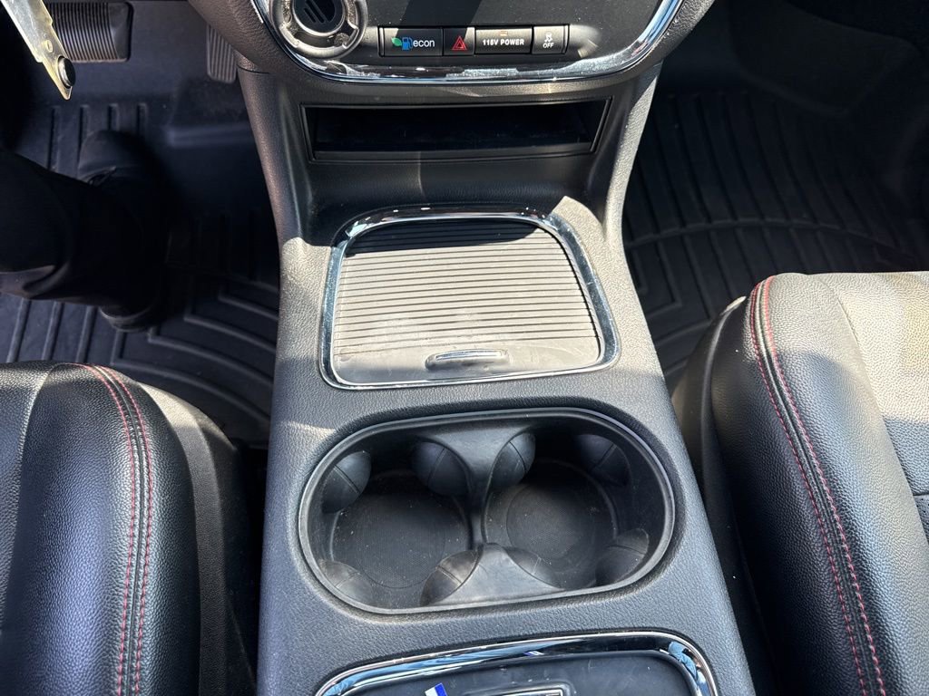 Used 2016 Dodge Grand Caravan R/T FWD image 20