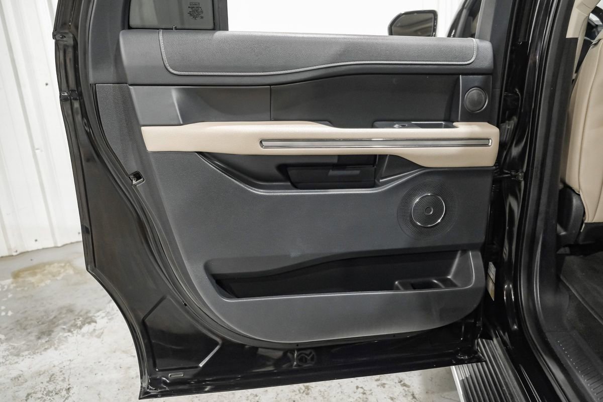 Used 2022 Ford Expedition Max Limited image 47