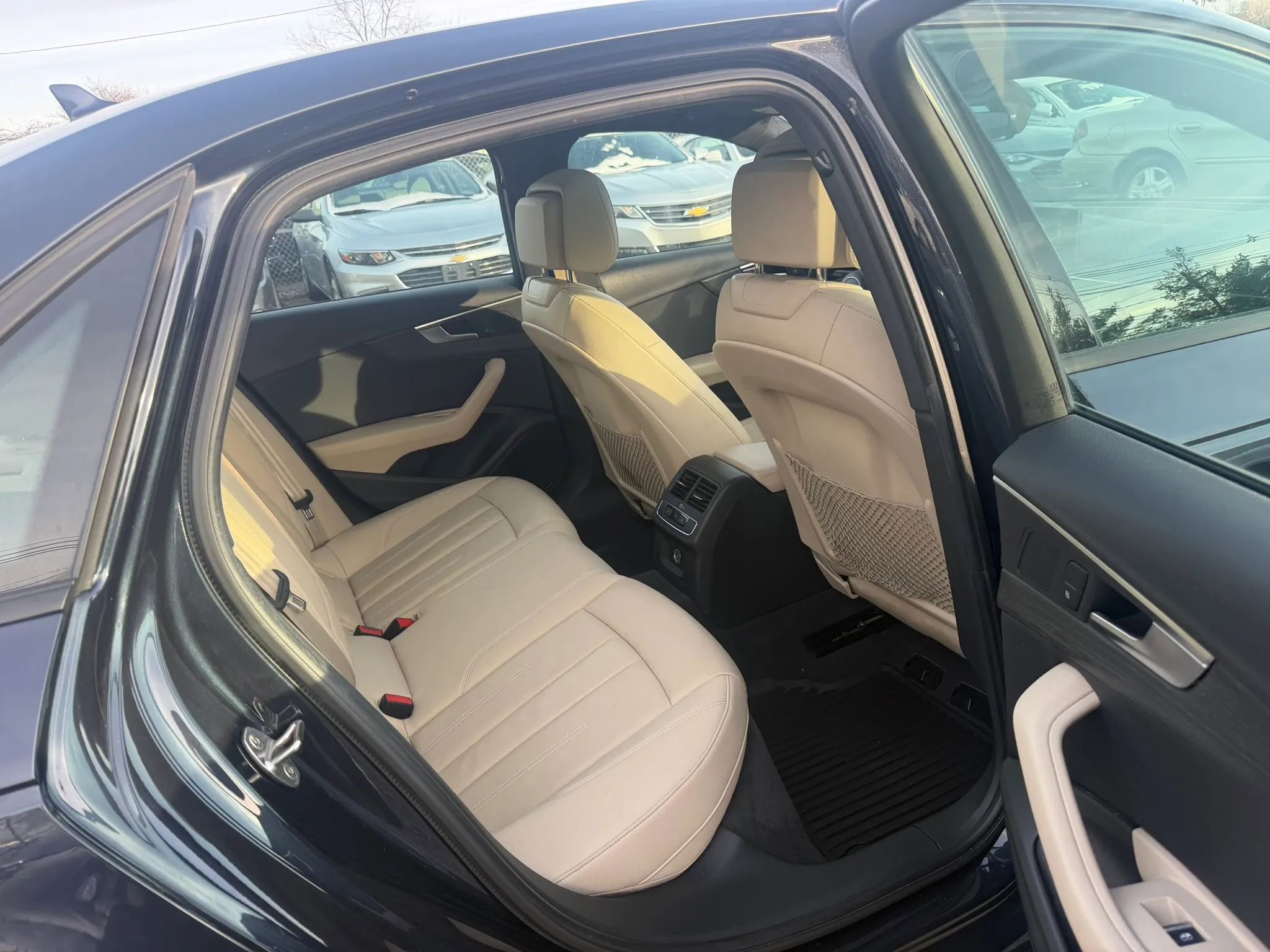 Used 2017 Audi A4 2.0T Premium w/ Convenience Package AWD/4WD image 29