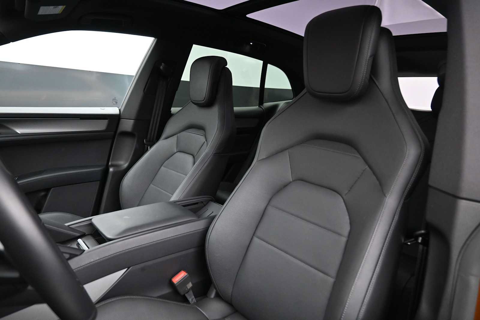 New 2026 Porsche Cayenne Electric AWD/4WD image 5