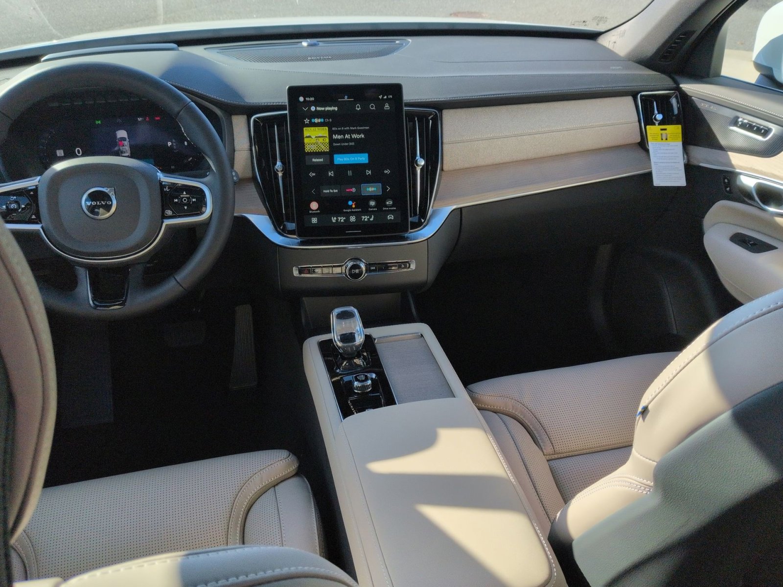 New 2026 Volvo XC90 B6 Ultra image 23