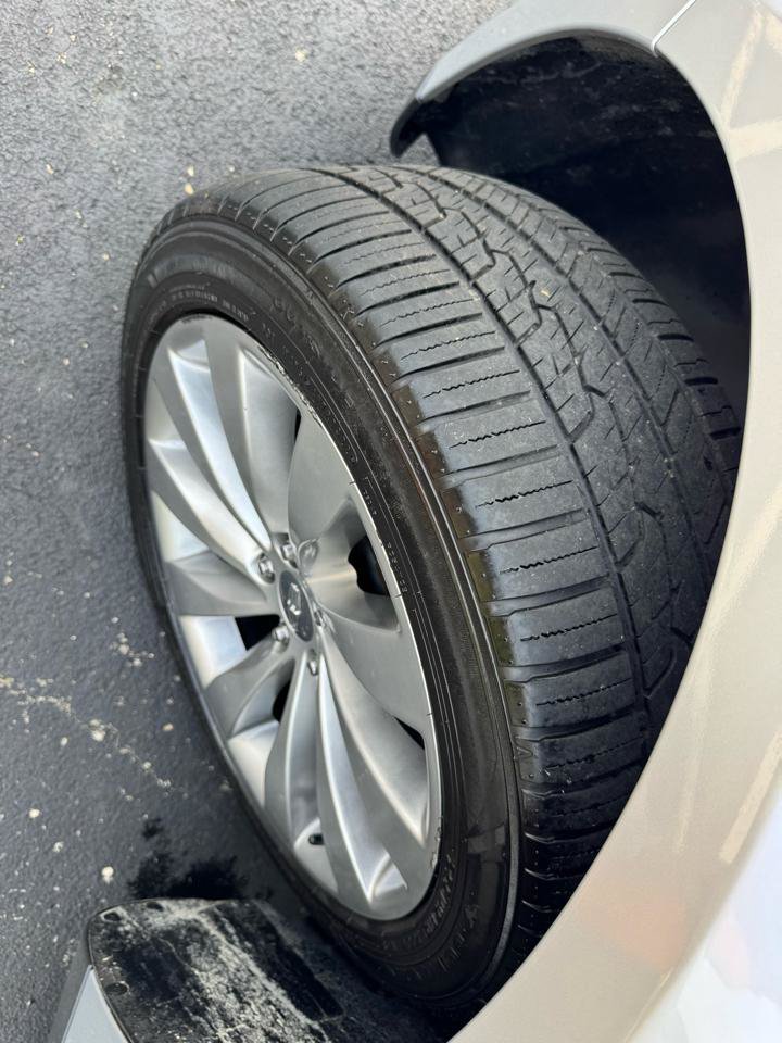 Used 2014 Lincoln MKS FWD image 43